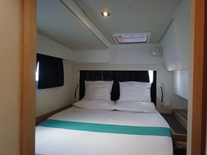 Book yachts online - catamaran - Saona 47 - Ecstasy - rent