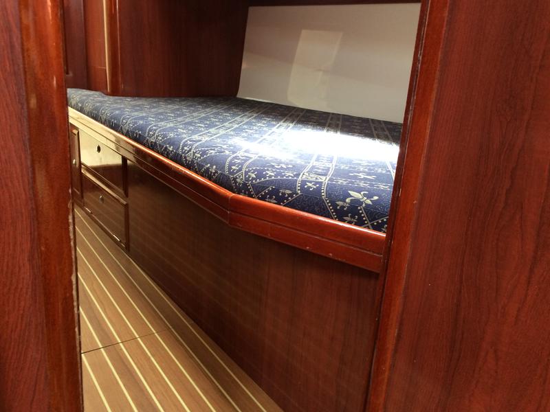 Book yachts online - sailboat - Ocean Star 51.2 - Cronos - rent