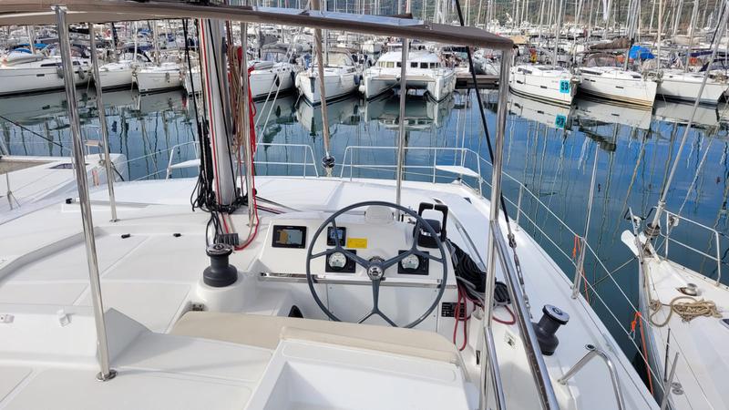 Book yachts online - catamaran - Bali Maxi Lounge 4.1 - My Dreams - rent