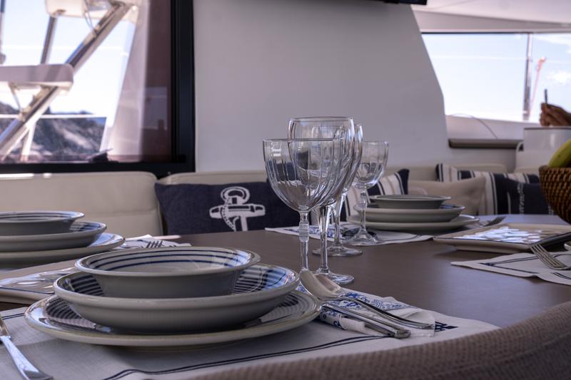 Book yachts online - catamaran - Bali Maxi Lounge 4.1 - My Dreams - rent