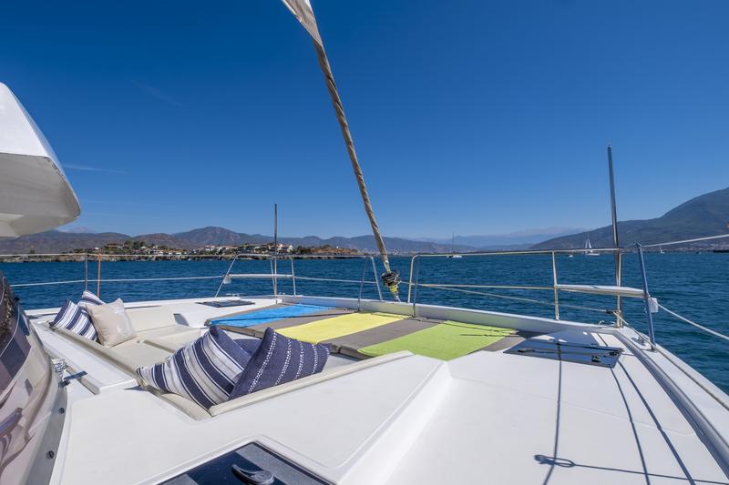 Book yachts online - catamaran - Bali Maxi Lounge 4.1 - My Dreams - rent
