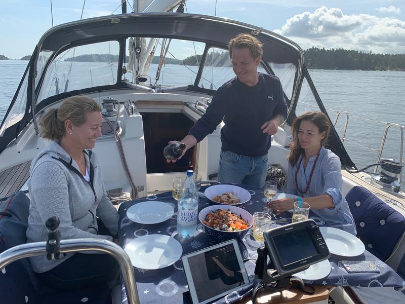 Book yachts online - sailboat - Bavaria 46 - Evita - rent