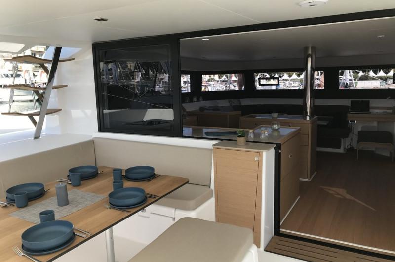 Book yachts online - catamaran - Dufour Catamaran 48 - Lu blu - rent