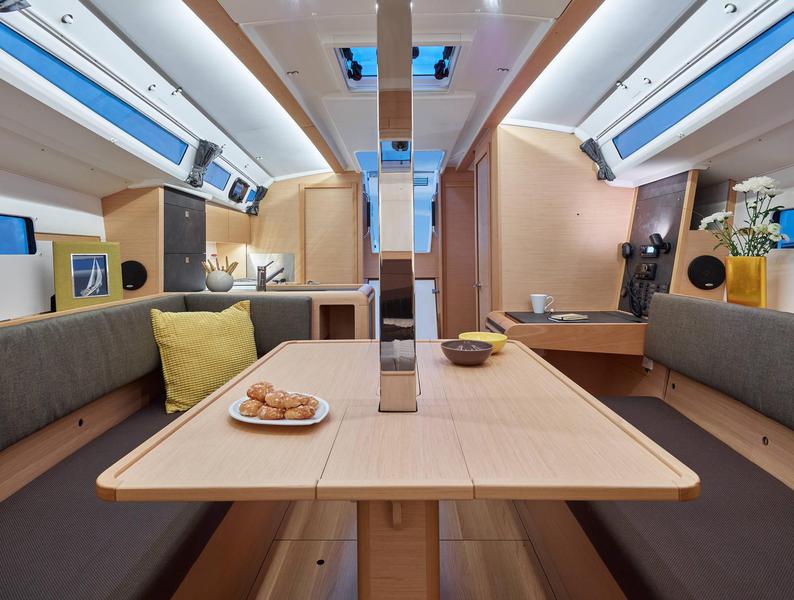 Book yachts online - sailboat - Sun Odyssey 349 - Aida - rent
