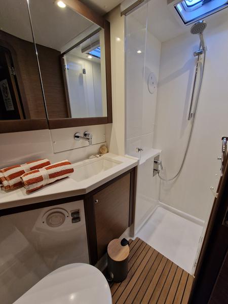 Book yachts online - catamaran - Lagoon 450 Sport - Gecko - rent