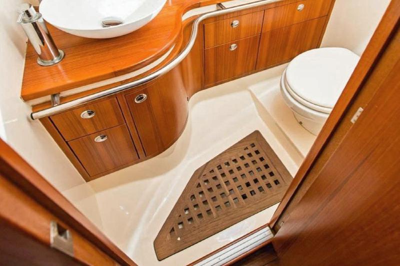 Book yachts online - sailboat - Elan 514 Impression - MGV Treaton - rent