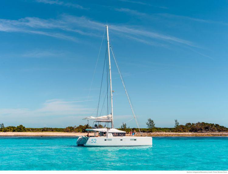 Book yachts online - catamaran - Lagoon 52F - Zanzibar - rent
