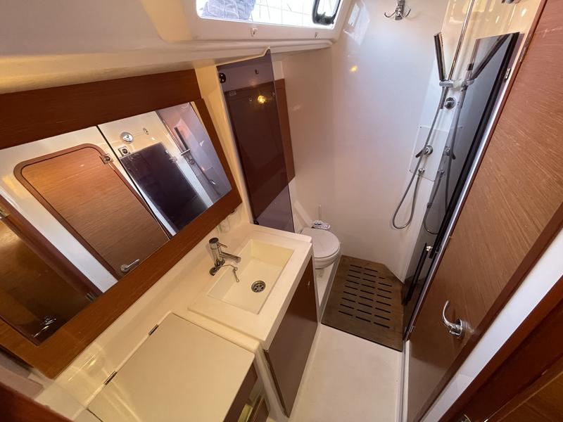 Book yachts online - sailboat - Dufour 512 Grand Large - Sea azur - rent