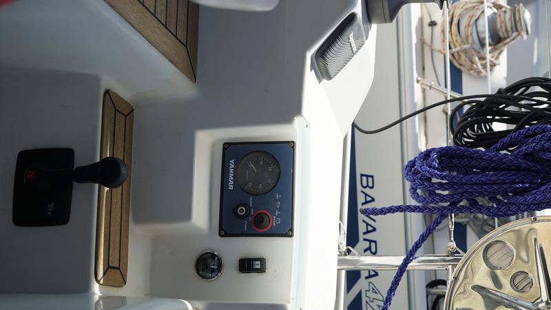 Book yachts online - sailboat - Hanse 400 - Gaia - rent