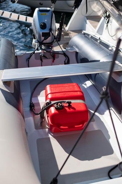 Book yachts online - catamaran - Fountaine Pajot Isla 40 - Artemis  - rent