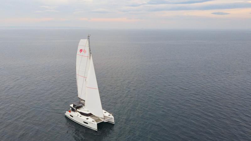Book yachts online - catamaran - Fountaine Pajot Isla 40 - Artemis  - rent