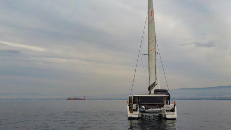 Book yachts online - catamaran - Fountaine Pajot Isla 40 - Artemis  - rent