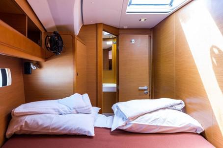 Book yachts online - sailboat - Sun Odyssey 469 REFIT 2022 - Tintabella - rent