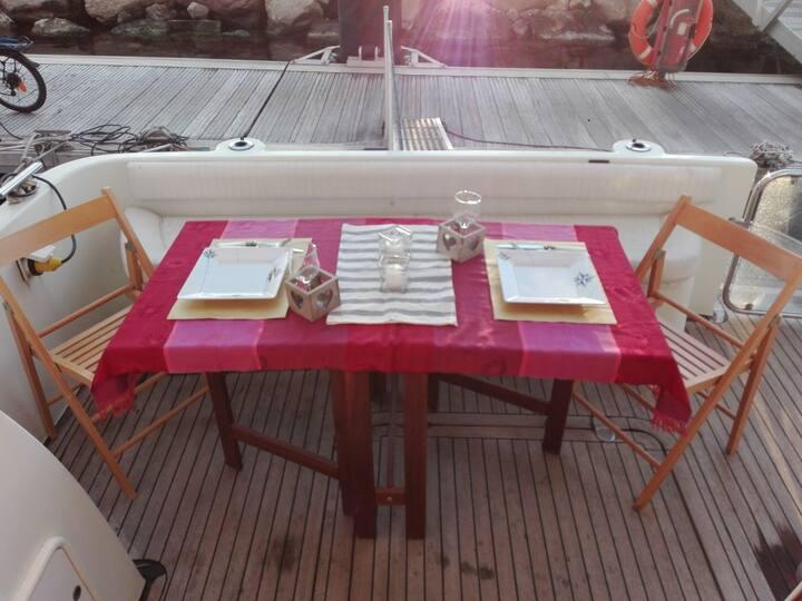 Book yachts online - motorboat - StarFisher 34L - Por La Mar - rent