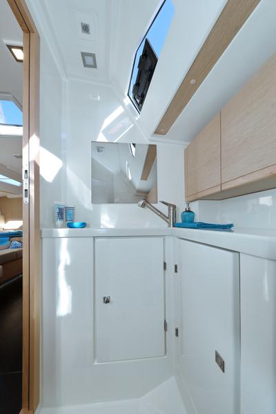 Book yachts online - sailboat - More 40 - Larthia - rent