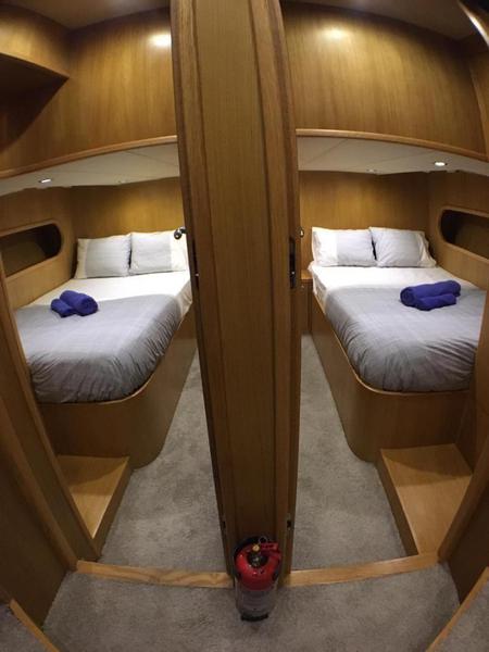 Book yachts online - motorboat - SES Yacht Trawler 55 - Atil - rent