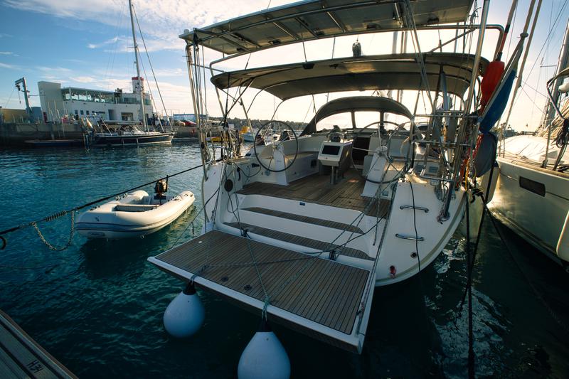 Book yachts online - sailboat - Bavaria 51 Cruiser - Teorema - rent