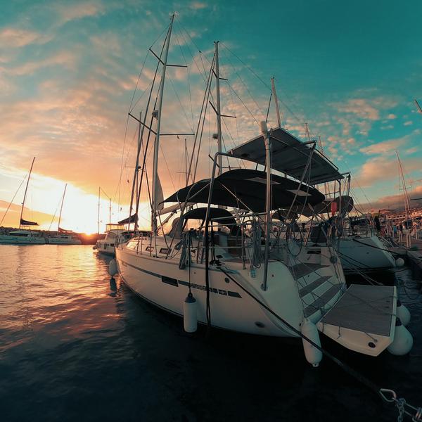 Book yachts online - sailboat - Bavaria 51 Cruiser - Teorema - rent