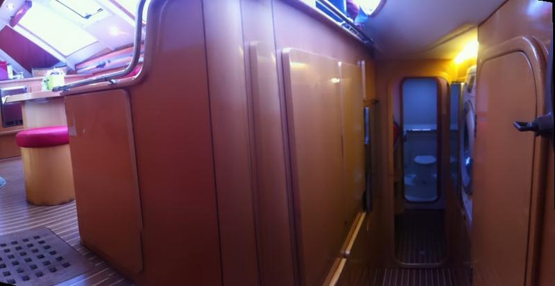 Book yachts online - catamaran - Privilege 45 - Laura - rent
