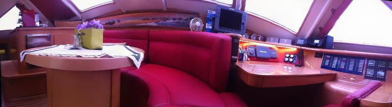 Book yachts online - catamaran - Privilege 45 - Laura - rent