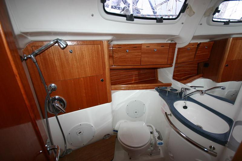 Book yachts online - sailboat - Bavaria 50 - Eva - rent