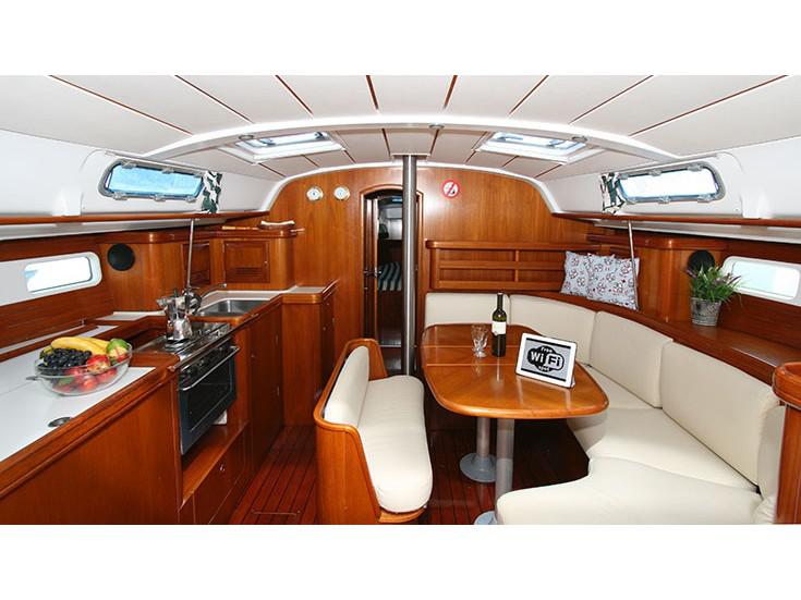 Book yachts online - sailboat - Oceanis 411 - Tosca - rent