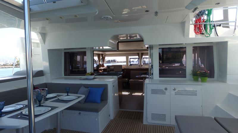 Book yachts online - catamaran - Lagoon 450 - Aris - rent