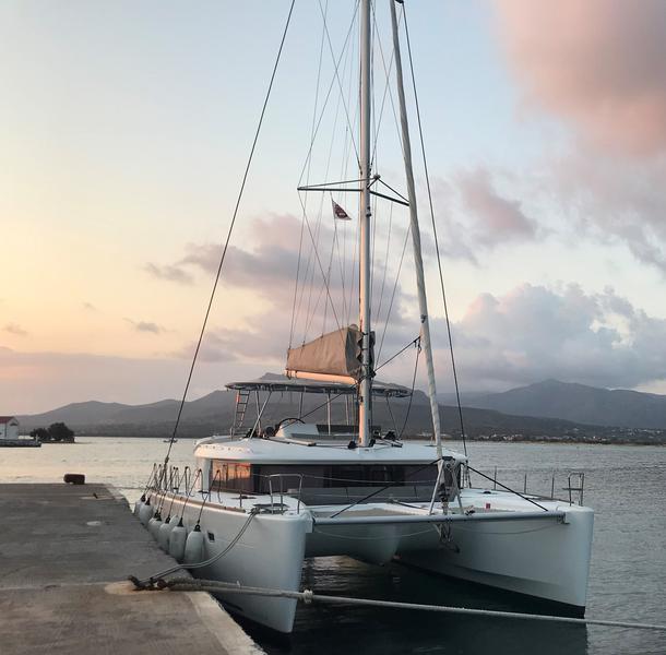 Book yachts online - catamaran - Lagoon 450 - Aris - rent