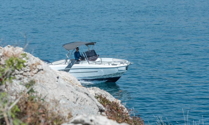Book yachts online - motorboat - Beneteau Flyer 7.7 Spacedeck - no name - rent