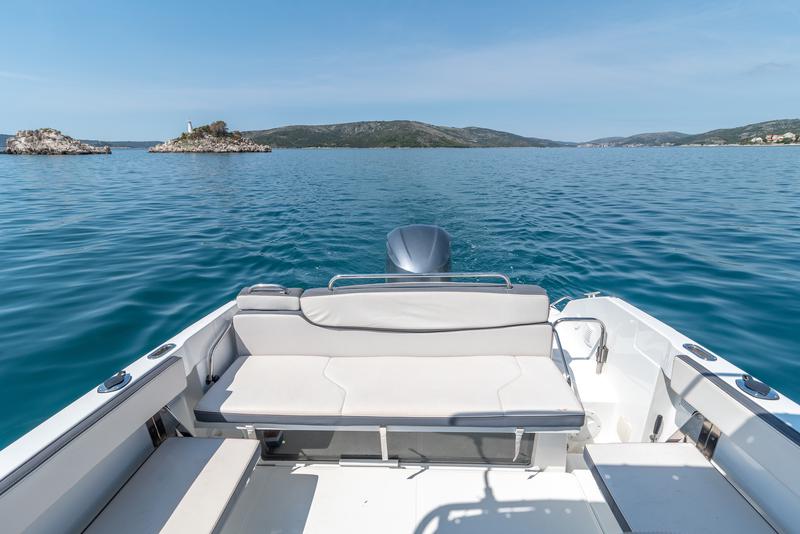 Book yachts online - motorboat - Beneteau Flyer 7.7 Spacedeck - no name - rent