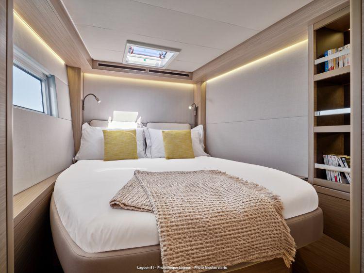 Book yachts online - catamaran - Lagoon 51 - Nordvær - rent