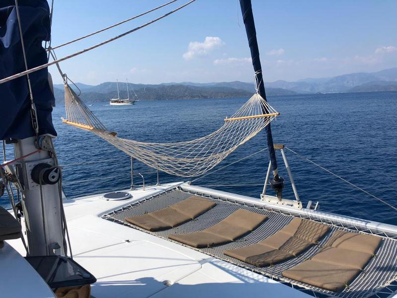 Book yachts online - catamaran - Fountaine Pajot Lavezzi 40 - Odinn - rent
