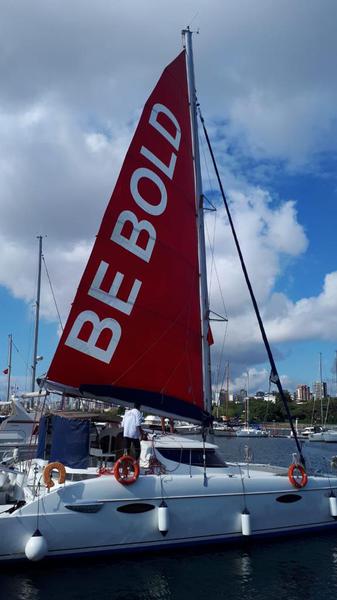 Book yachts online - catamaran - Fountaine Pajot Lavezzi 40 - Odinn - rent
