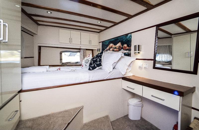 Book yachts online - other - Gulet - Azura - rent