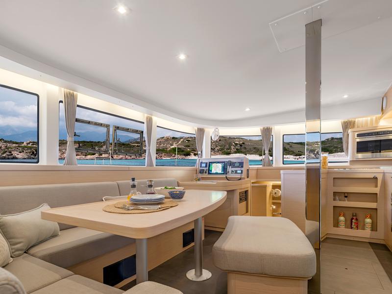 Book yachts online - catamaran - Lagoon 42 - BYC SALVADOR - rent
