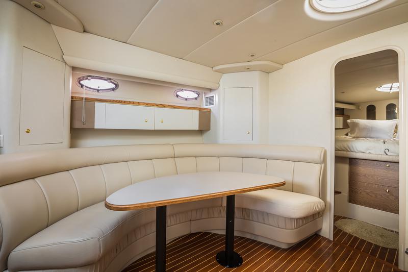 Book yachts online - motorboat - Cruisers 44 - GAP'S - rent