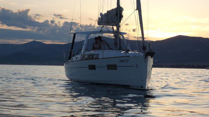 Book yachts online - sailboat - Oceanis 35 - Oceanis 35 (2016) - rent
