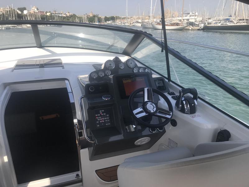 Book yachts online - motorboat - Bavaria S36 Open - Marsil - rent