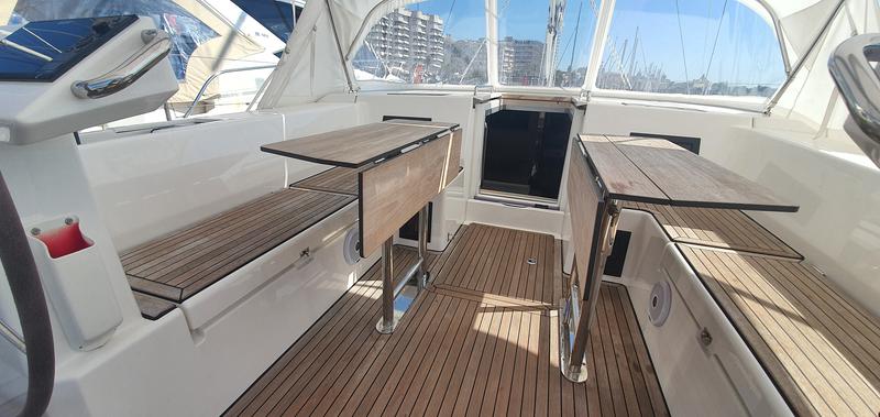 Book yachts online - sailboat - Bavaria C45 Style - Whisper - rent