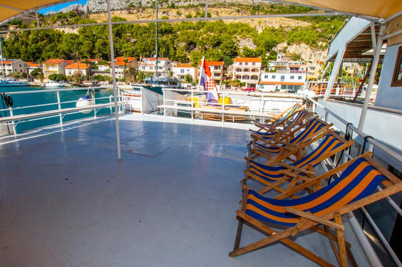 Book yachts online - motorboat - Motoryacht - Amadeus - rent