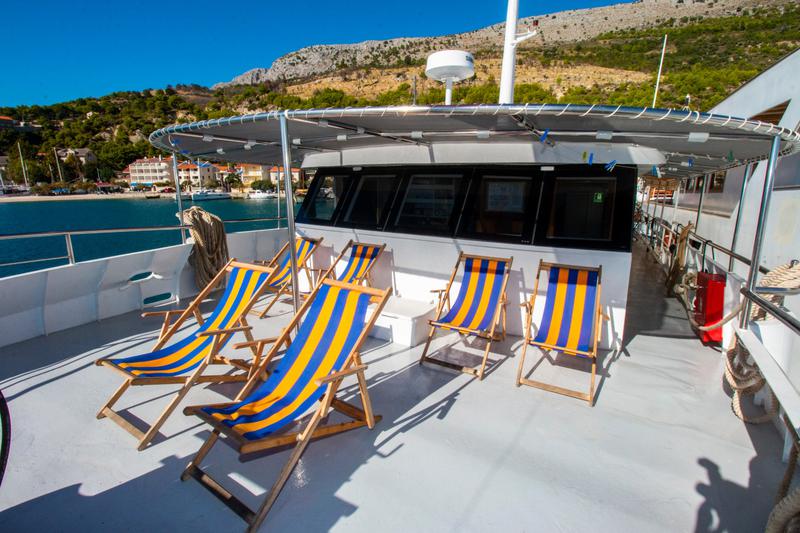 Book yachts online - motorboat - Motoryacht - Amadeus - rent