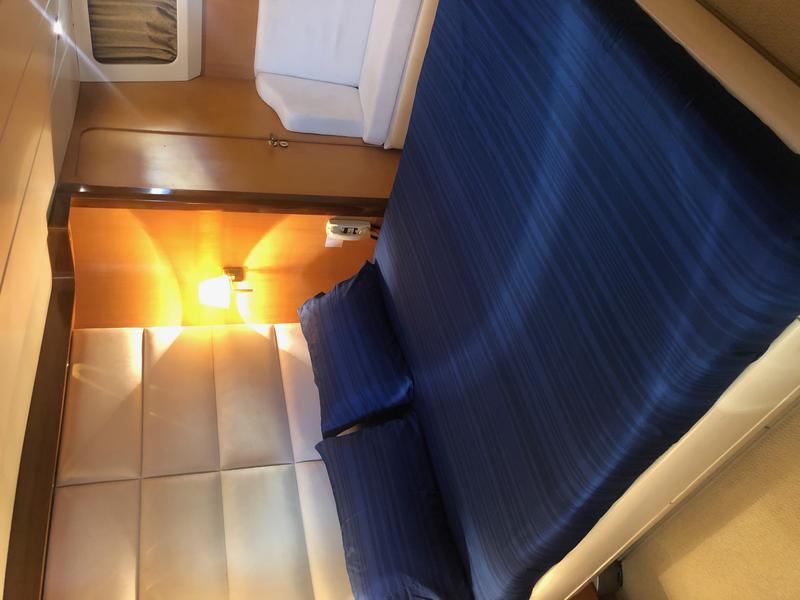 Book yachts online - motorboat - Canados 70 - Marhel 3 - rent