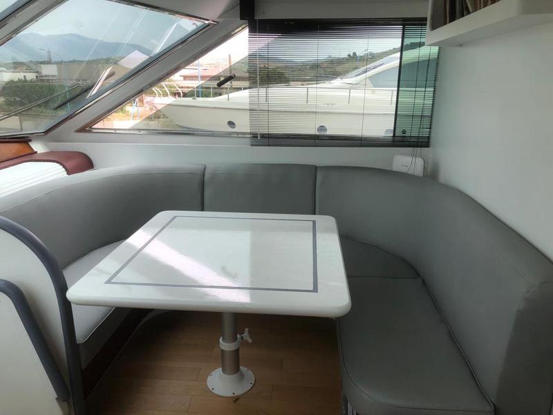 Book yachts online - motorboat - Canados 70 - Marhel 3 - rent