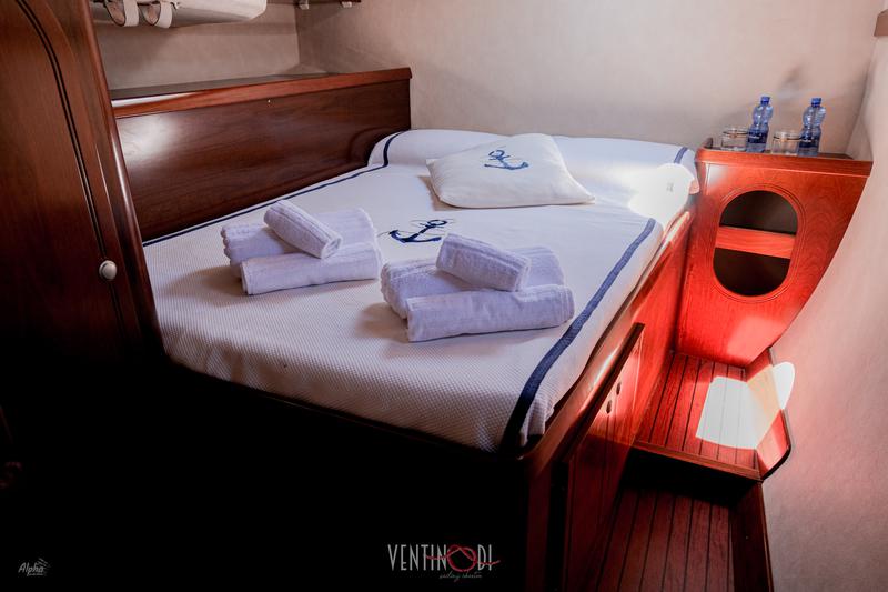Book yachts online - catamaran - Belize 43 - Marina Piccola - rent