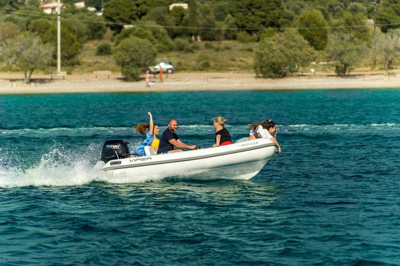 Book yachts online - motorboat - Princess F55 - Mirage - rent