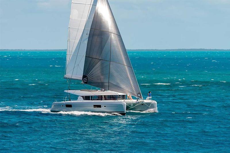 Book yachts online - catamaran - Lagoon 42 - Neverland - rent