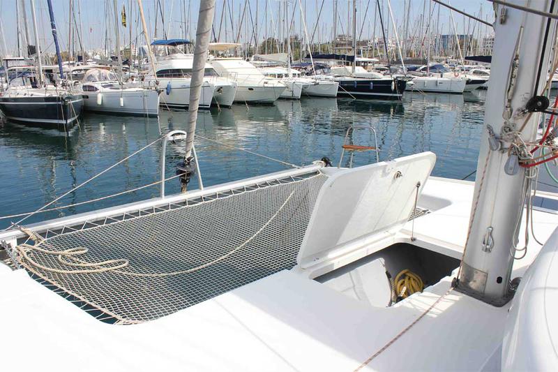 Book yachts online - catamaran - Nautitech 441 - Starlight - rent
