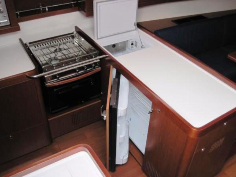 Book yachts online - sailboat - Oceanis 54 - SIRENA De ORO - rent