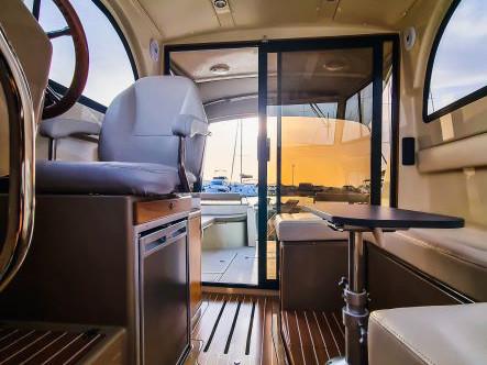Book yachts online - motorboat - Leidi 800R - Leidi D - rent