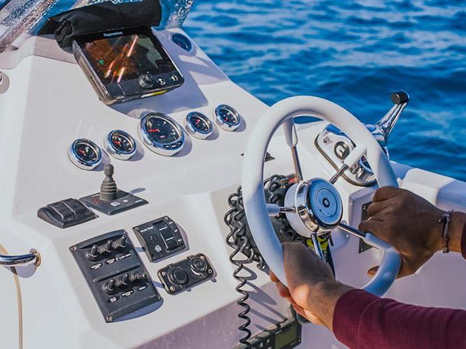 Book yachts online - motorboat - Lema Duna 290 - Klobuk Mali - rent
